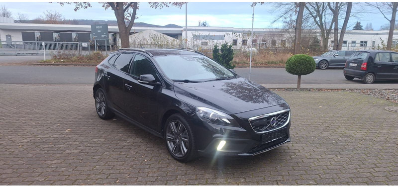 Volvo V40 Cross Country You! - Mobil: gambar 1 Volvo V40 Cross Country You! - Mobil: gambar 1