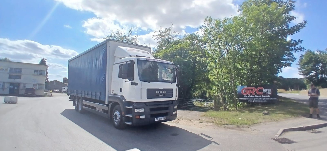 2007 MAN TGS 26 Curtainside Truck - Truk dengan terpal samping: gambar 1 2007 MAN TGS 26 Curtainside Truck - Truk dengan terpal samping: gambar 1