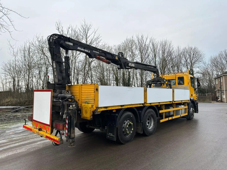Truk flatbed 2013 Iveco Strails Dropside/Crane Truck: gambar 11