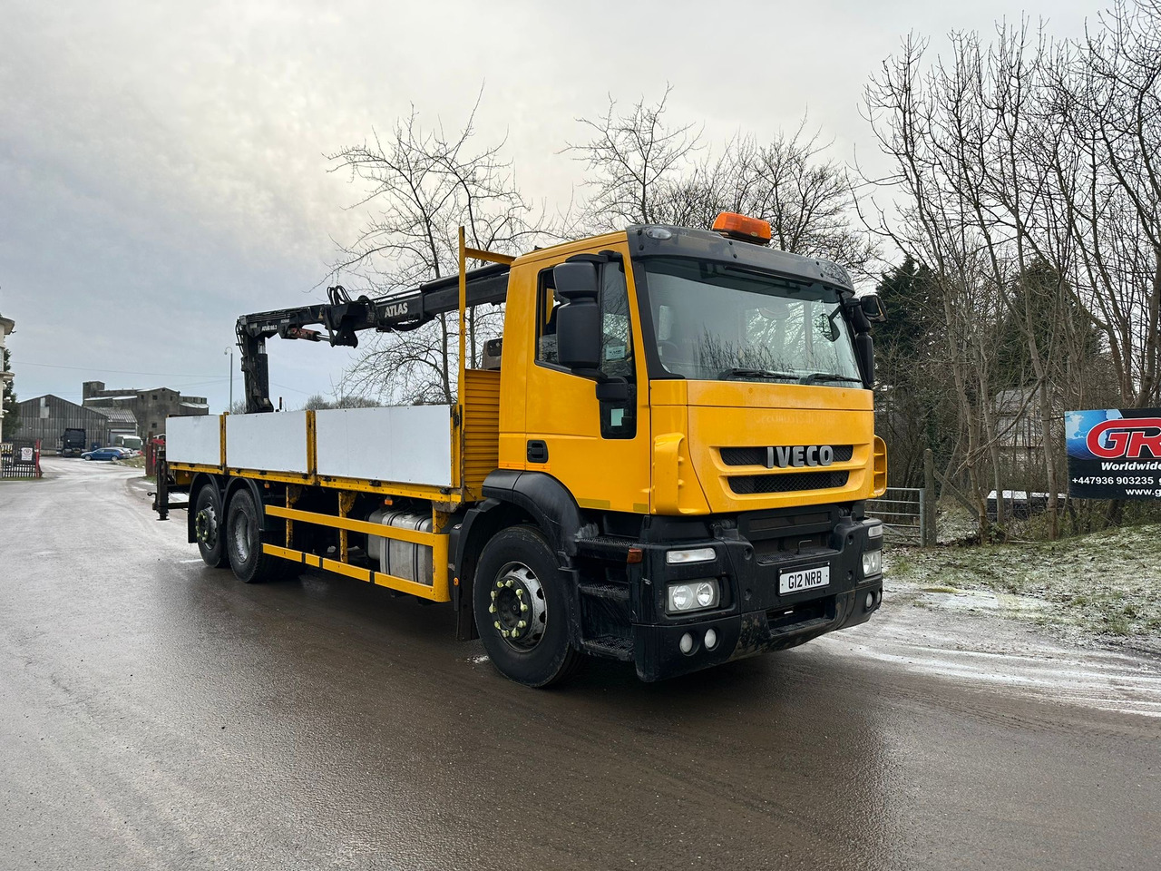 2013 Iveco Strails Dropside/Crane Truck - Truk flatbed: gambar 3 2013 Iveco Strails Dropside/Crane Truck - Truk flatbed: gambar 3