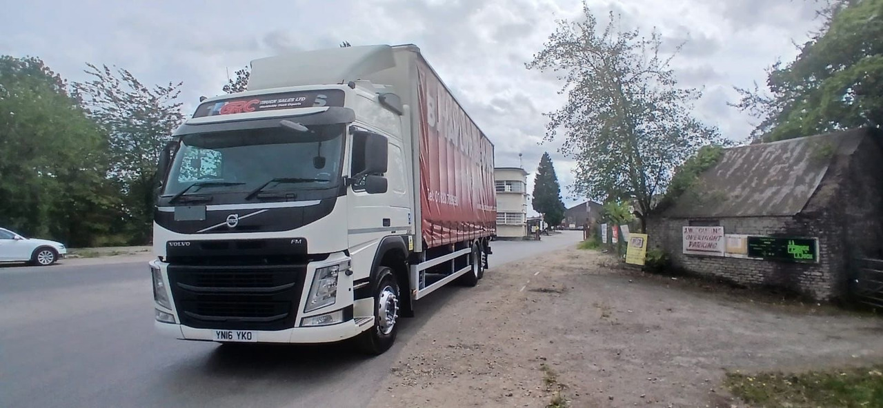 2016 Volvo FM 330 Curtainside Truck - Truk dengan terpal samping: gambar 4 2016 Volvo FM 330 Curtainside Truck - Truk dengan terpal samping: gambar 4