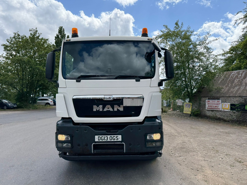 2013 MAN TGS 24 440 Tractor Unit - Tractor head: gambar 5 2013 MAN TGS 24 440 Tractor Unit - Tractor head: gambar 5