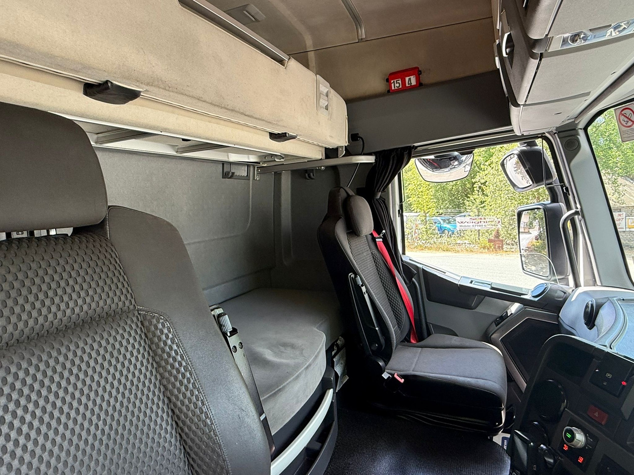 Tractor head 2019 Renault T460 Tractor Unit: gambar 30
