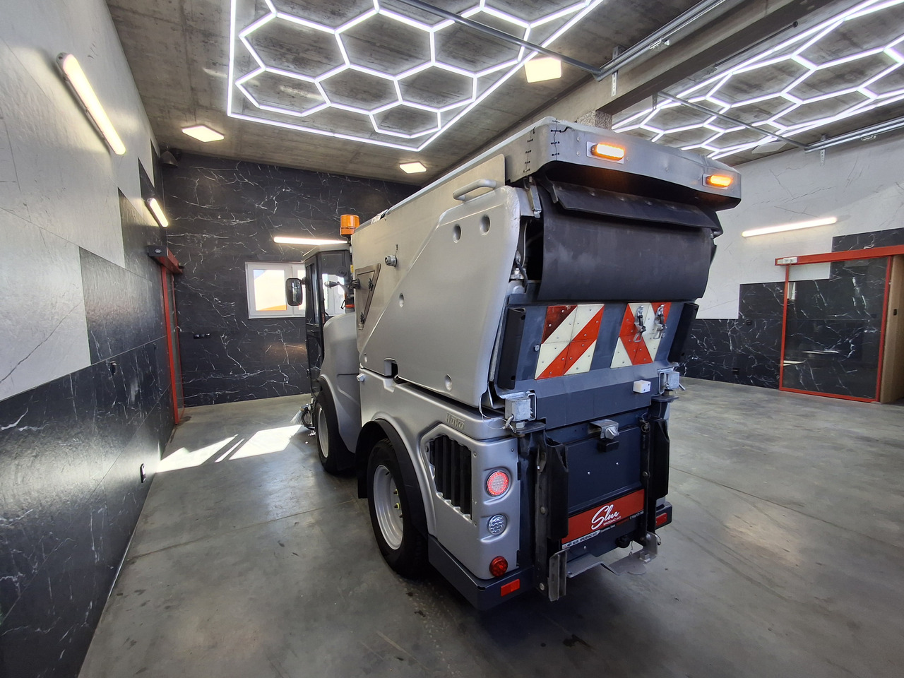 HAKO Citymaster 1600 Kehrmaschine Zamiatarka PM2.5 Euro 6 2019r - Penyapu jalan: gambar 3 HAKO Citymaster 1600 Kehrmaschine Zamiatarka PM2.5 Euro 6 2019r - Penyapu jalan: gambar 3