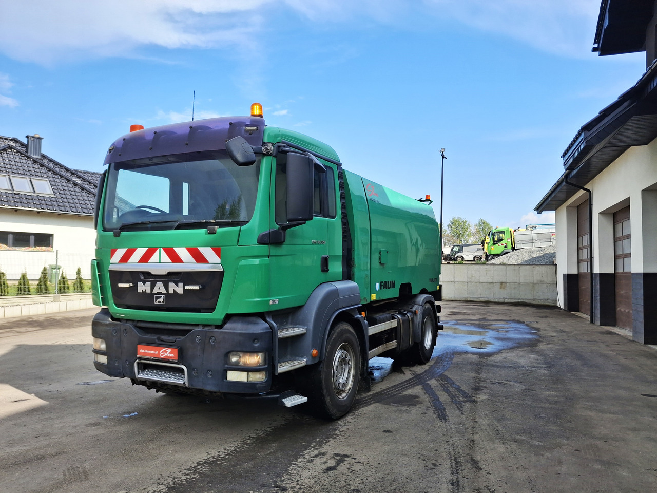 MAN TGS 18.320 FAUN Zamiatarka Kehrmaschine EUnited PM10 - Penyapu jalan: gambar 2 MAN TGS 18.320 FAUN Zamiatarka Kehrmaschine EUnited PM10 - Penyapu jalan: gambar 2