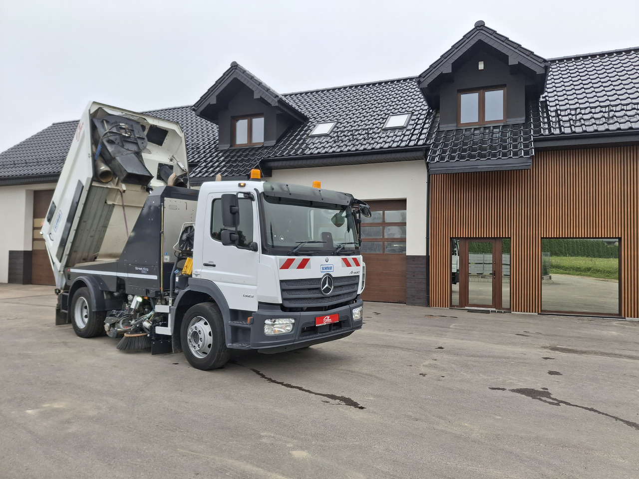 Penyapu jalan MERCEDES-BENZ Atego 1523 Zamiatarka Kehrmaschine Schmidt Street King 660 Euro 6 PM10 2 Motoren Szczotki L/R 2016r: gambar 17
