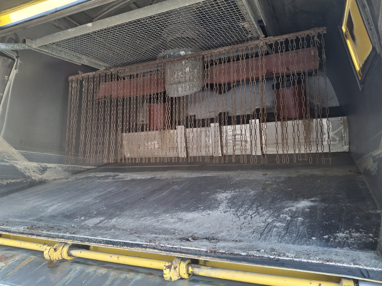 Penyapu jalan RENAULT C280 Kehrmaschine Zamiatarka SEMAT Zoeller FAUN Karcher L/R 2 Motoren 2018r 740 Mth Euro 6: gambar 48 Penyapu jalan RENAULT C280 Kehrmaschine Zamiatarka SEMAT Zoeller FAUN Karcher L/R 2 Motoren 2018r 740 Mth Euro 6: gambar 48