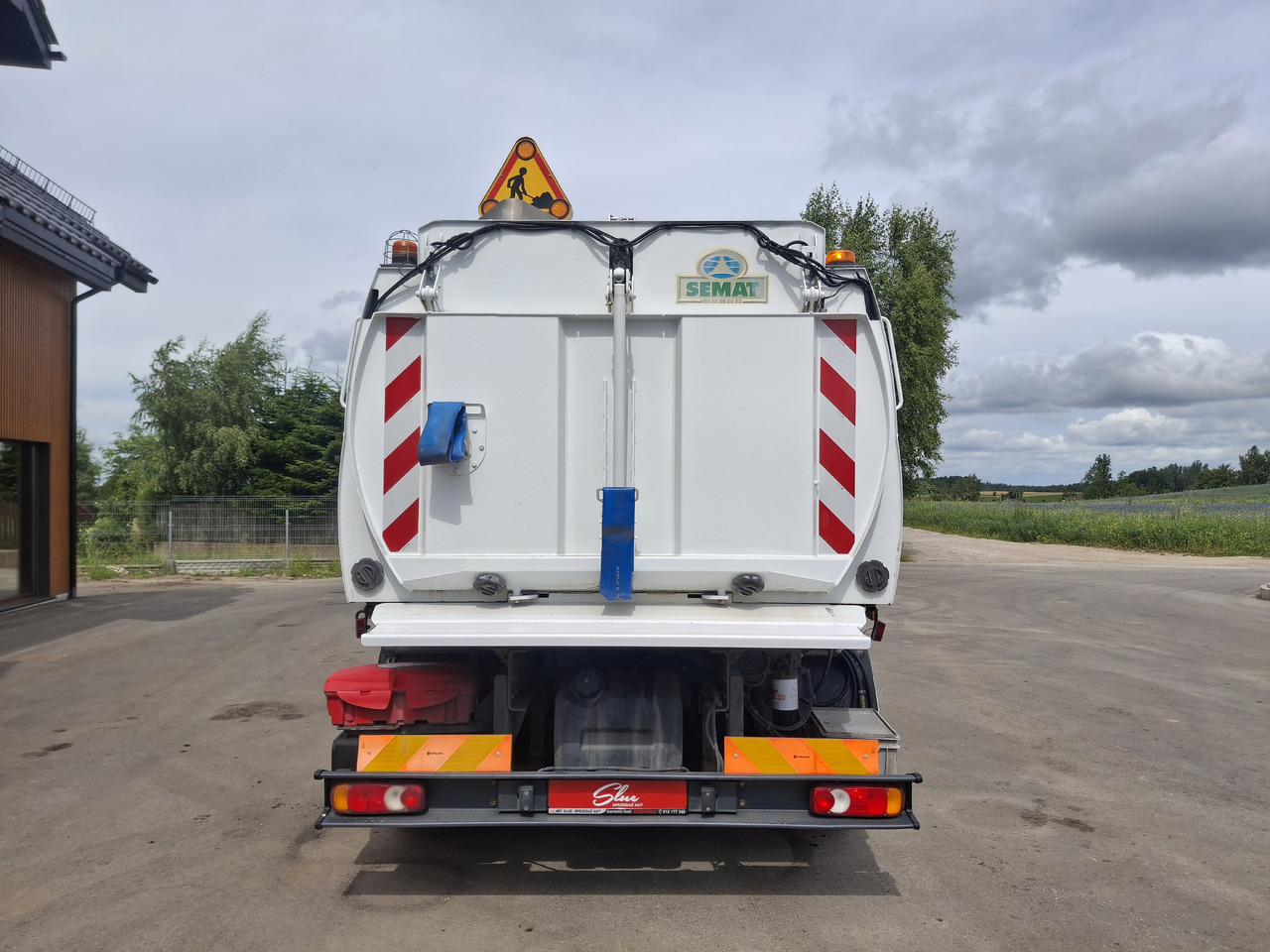 RENAULT Midlum 220 Zamiatarka Kehrmaschine Johnston L/R 2 Motoren 2 Silniki - Penyapu jalan: gambar 4 RENAULT Midlum 220 Zamiatarka Kehrmaschine Johnston L/R 2 Motoren 2 Silniki - Penyapu jalan: gambar 4