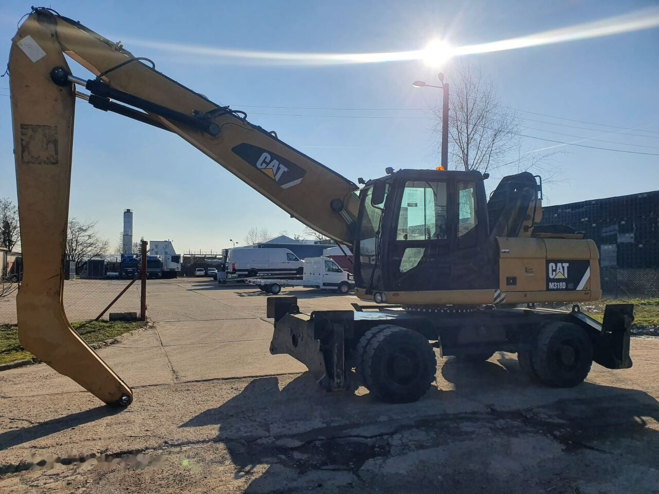 Mesin pengisi Caterpillar 318 D MH: gambar 16