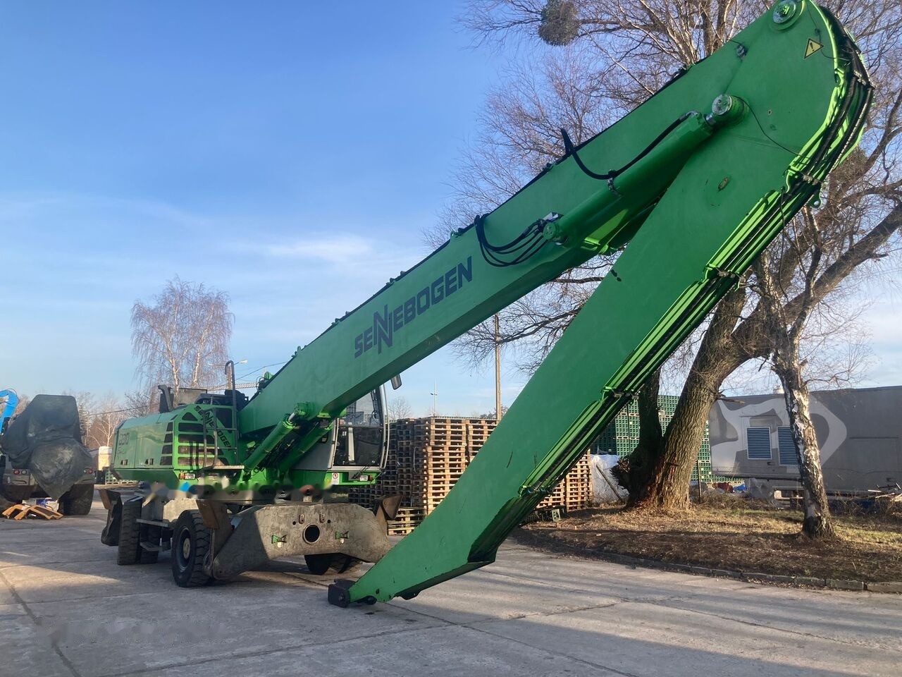 Sennebogen 830 M - Mesin pengisi: gambar 4 Sennebogen 830 M - Mesin pengisi: gambar 4