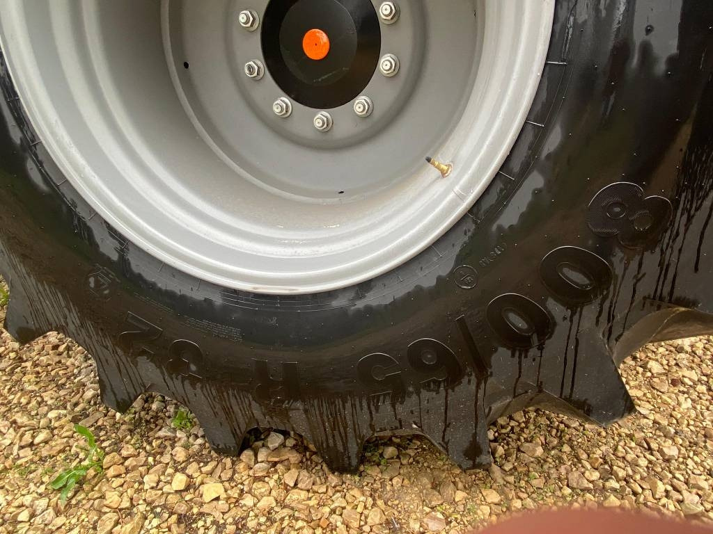 Pemanen gabungan Deutz-fahr Deutz-Fahr 6305 TS: gambar 20 Pemanen gabungan Deutz-fahr Deutz-Fahr 6305 TS: gambar 20