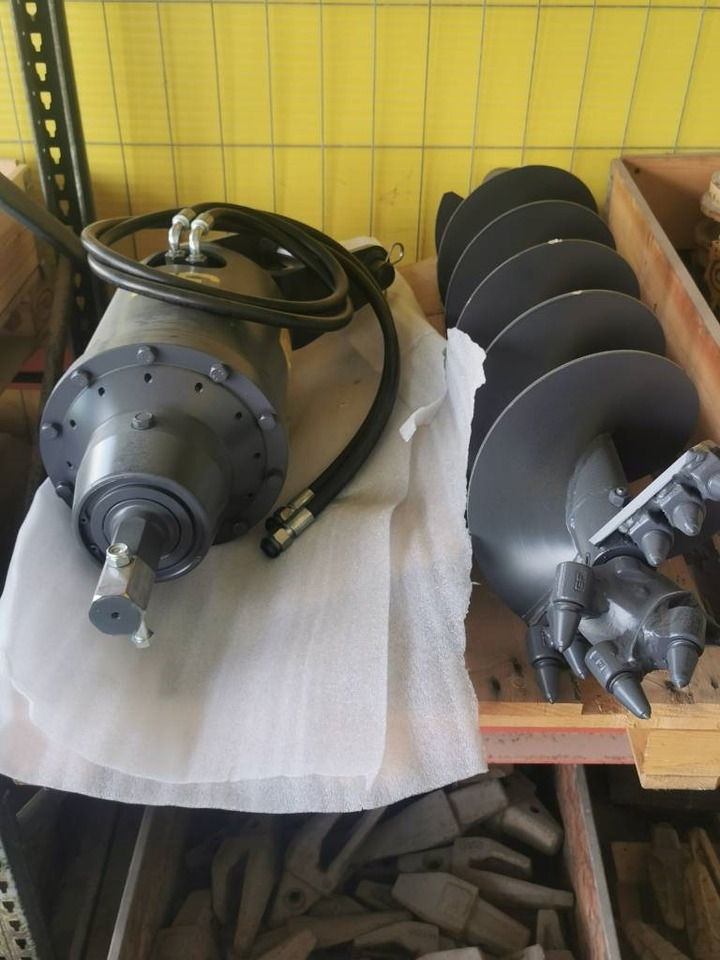GF TR450 - Anjungan pengeboran: gambar 1 GF TR450 - Anjungan pengeboran: gambar 1