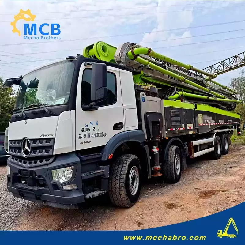 ZOOMLION ZLJ5441THBBE - Truk pompa beton: gambar 2 ZOOMLION ZLJ5441THBBE - Truk pompa beton: gambar 2