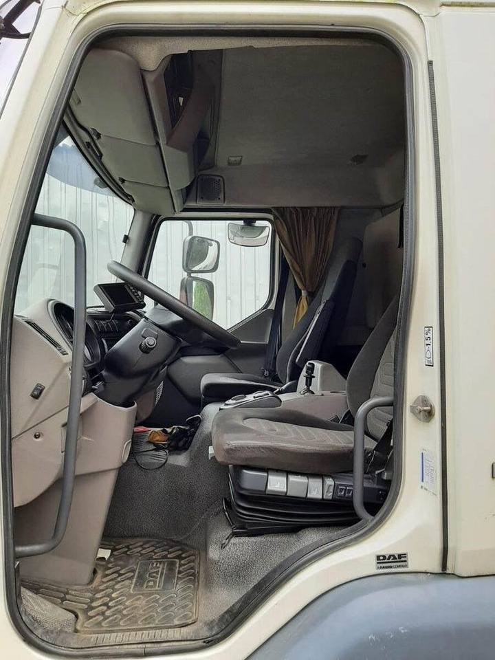 DAF FA 45.180 4X2 KITCHEN  - Truk box: gambar 5 DAF FA 45.180 4X2 KITCHEN  - Truk box: gambar 5