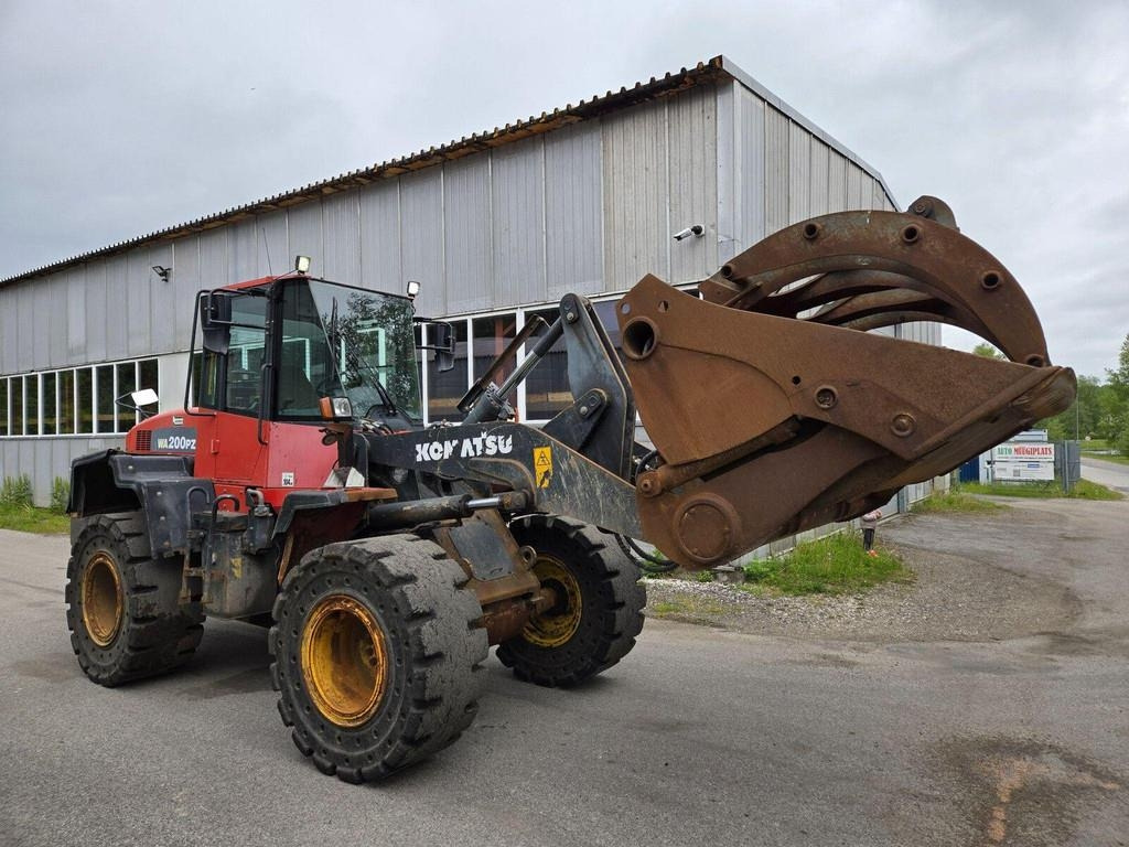 Komatsu WA200PZ-6 - Wheel loader: gambar 4 Komatsu WA200PZ-6 - Wheel loader: gambar 4