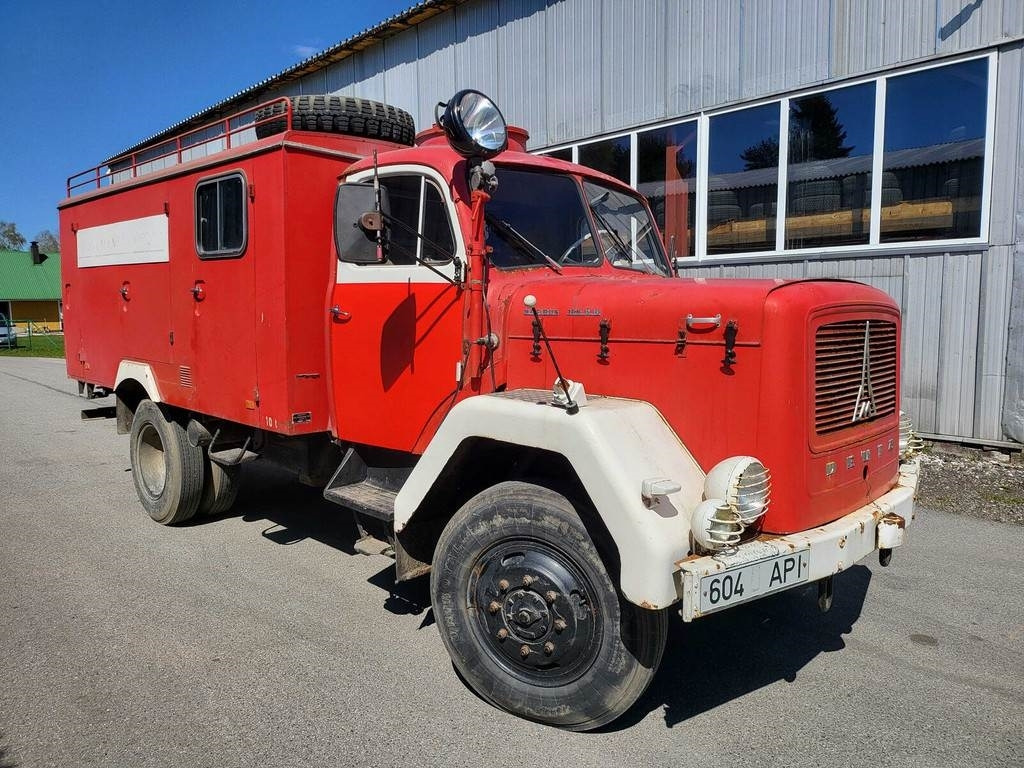 Magirus Deutz 125D 10A 4X4 91kW - Truk pemadam kebakaran: gambar 4 Magirus Deutz 125D 10A 4X4 91kW - Truk pemadam kebakaran: gambar 4