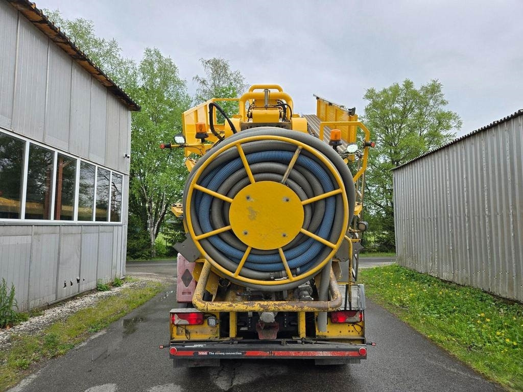 Scania R420 6X2 ADR AMPHITECH VORTEX 13m³ - Truk vakum: gambar 5 Scania R420 6X2 ADR AMPHITECH VORTEX 13m³ - Truk vakum: gambar 5