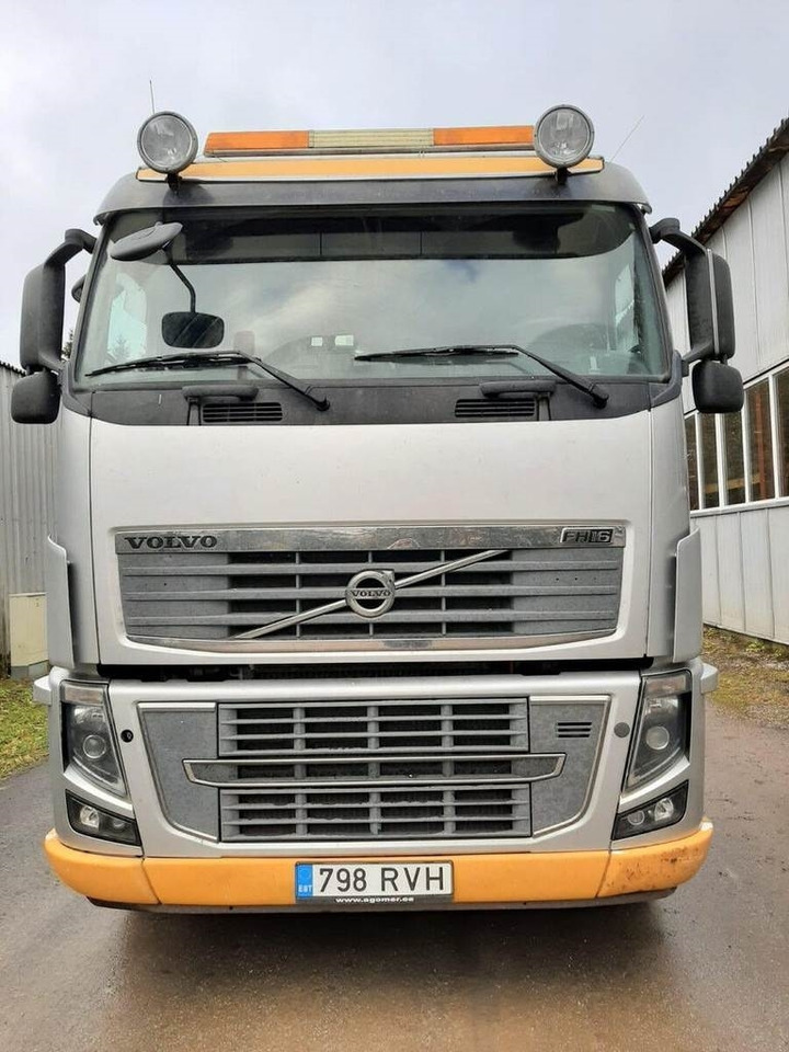 Volvo F16 600 6X4 450kW - Tractor head: gambar 3 Volvo F16 600 6X4 450kW - Tractor head: gambar 3
