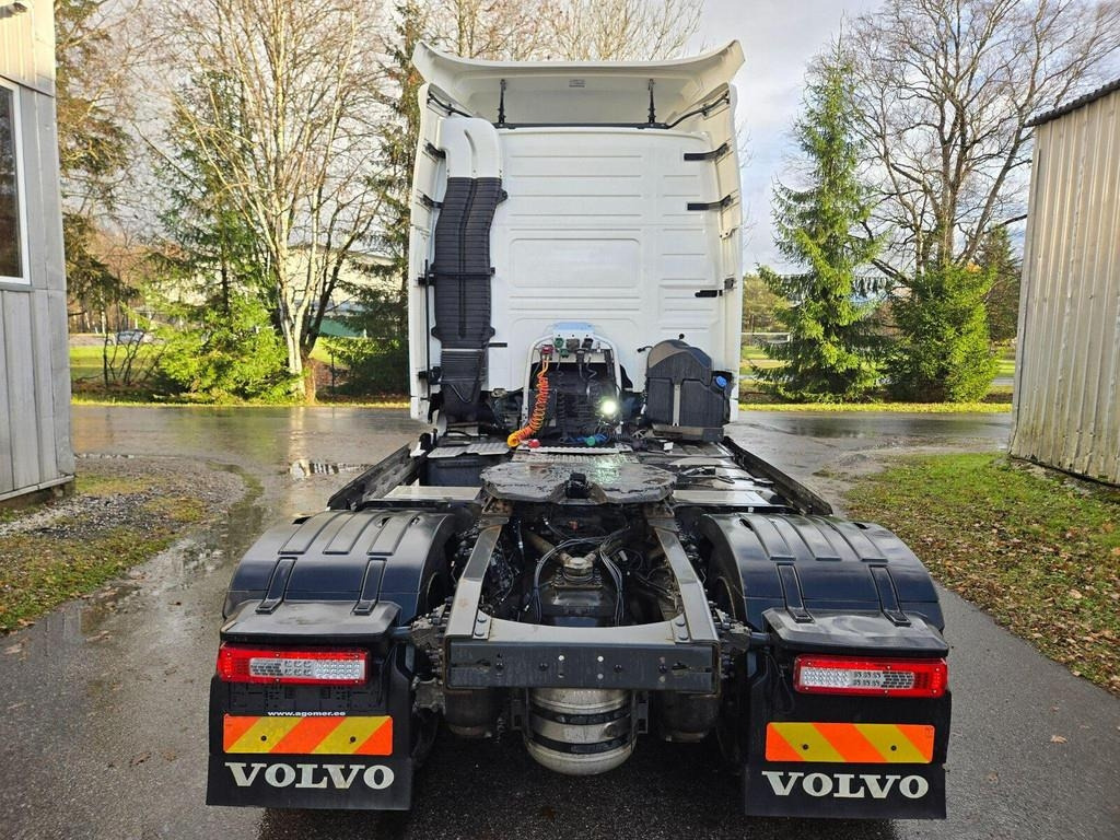 Volvo FM500 4X2 - Tractor head: gambar 3 Volvo FM500 4X2 - Tractor head: gambar 3