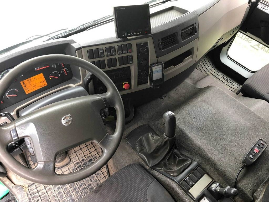 Volvo FE 280 6X2 - Truk sampah: gambar 2 Volvo FE 280 6X2 - Truk sampah: gambar 2
