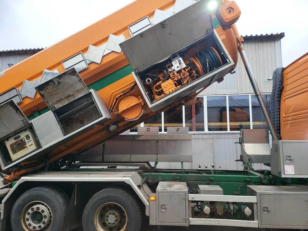Volvo FH500 6X2 ADR KORP&SON - Truk vakum: gambar 5 Volvo FH500 6X2 ADR KORP&SON - Truk vakum: gambar 5