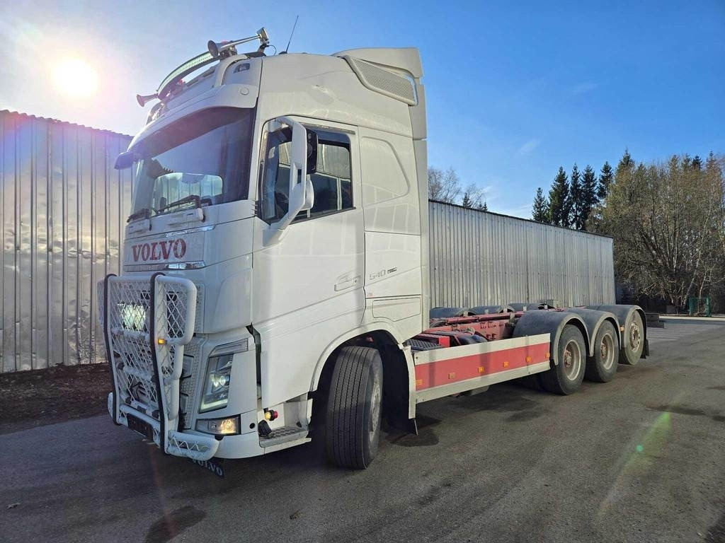 Volvo FH540 8X4 CHASSY - Truk sasis: gambar 1 Volvo FH540 8X4 CHASSY - Truk sasis: gambar 1