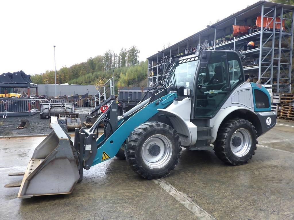 Kramer 8115  - Wheel loader: gambar 1 Kramer 8115  - Wheel loader: gambar 1