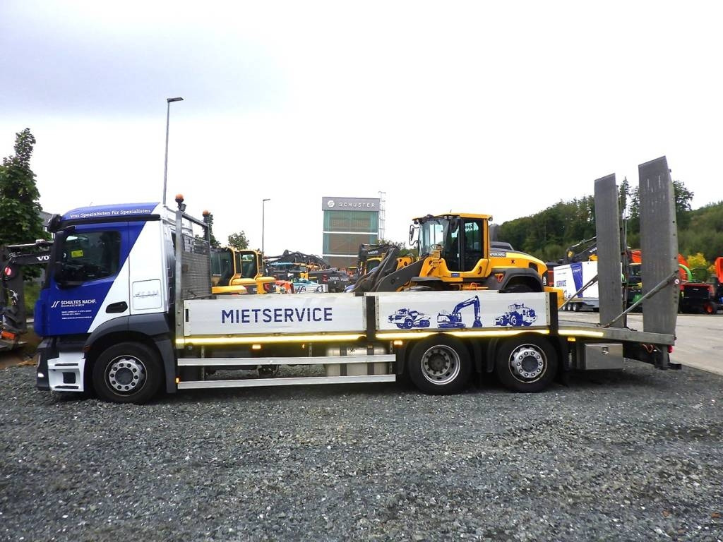 Mercedes-Benz Antos 2533 L Maschinentransporter - Truk pengangkut mobil: gambar 2 Mercedes-Benz Antos 2533 L Maschinentransporter - Truk pengangkut mobil: gambar 2