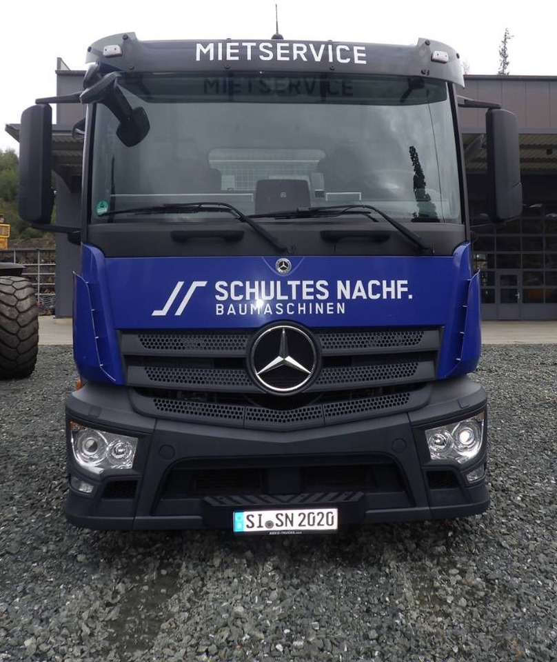 Mercedes-Benz Antos 2533 L Maschinentransporter - Truk pengangkut mobil: gambar 3 Mercedes-Benz Antos 2533 L Maschinentransporter - Truk pengangkut mobil: gambar 3