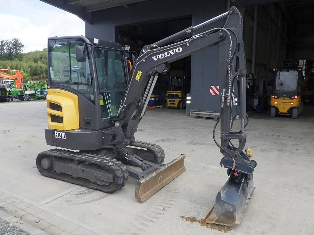 Volvo EC 27 D  - Ekskavator mini: gambar 2 Volvo EC 27 D  - Ekskavator mini: gambar 2