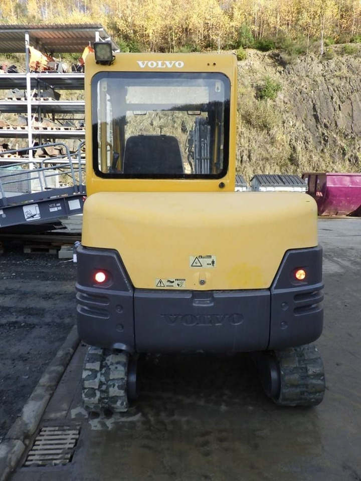 Ekskavator mini Volvo EC 35: gambar 6