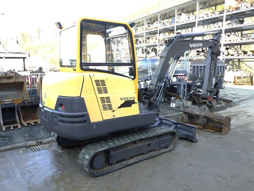 Volvo EC 35 - Ekskavator mini: gambar 5 Volvo EC 35 - Ekskavator mini: gambar 5