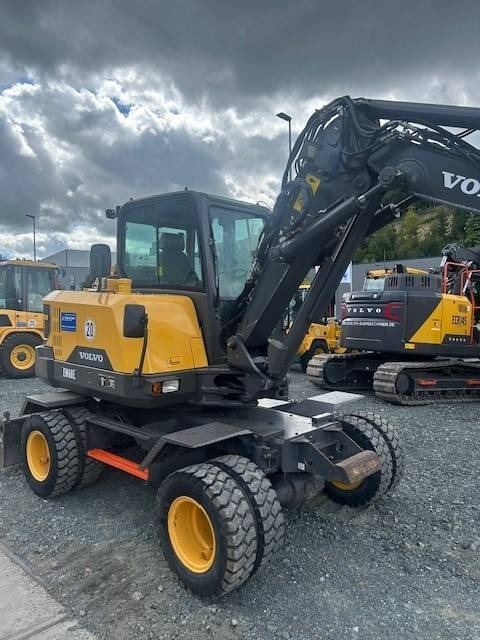 Volvo EW 60 E - Ekskavator roda: gambar 4 Volvo EW 60 E - Ekskavator roda: gambar 4