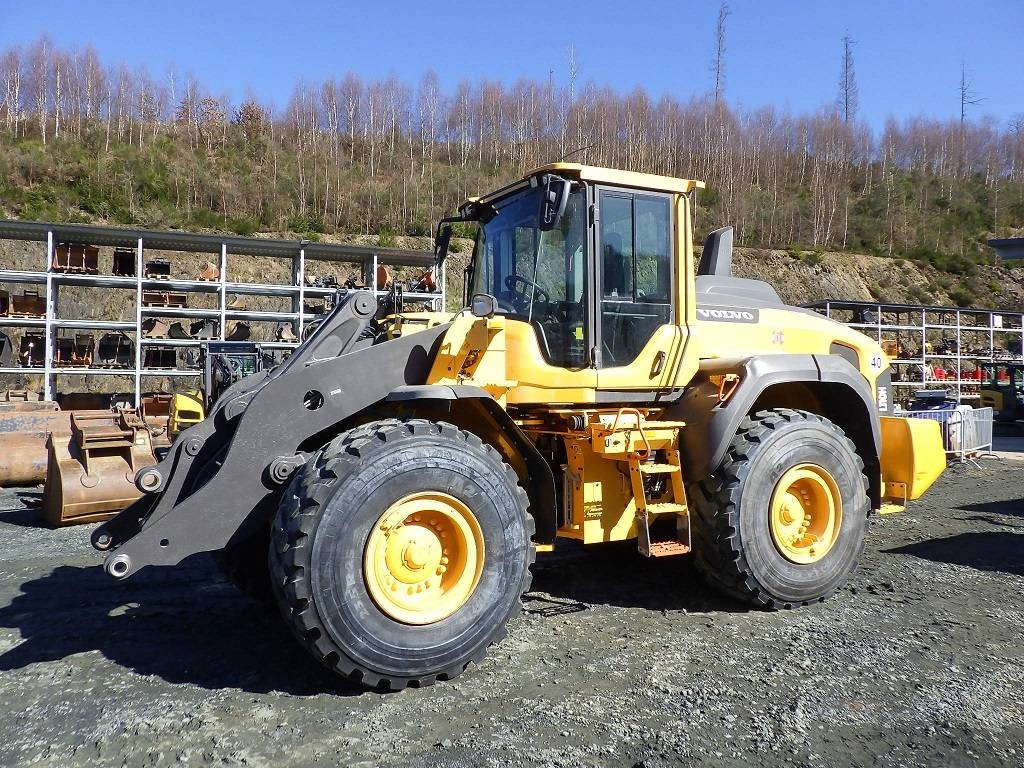 Volvo L 110 H - Wheel loader: gambar 1 Volvo L 110 H - Wheel loader: gambar 1