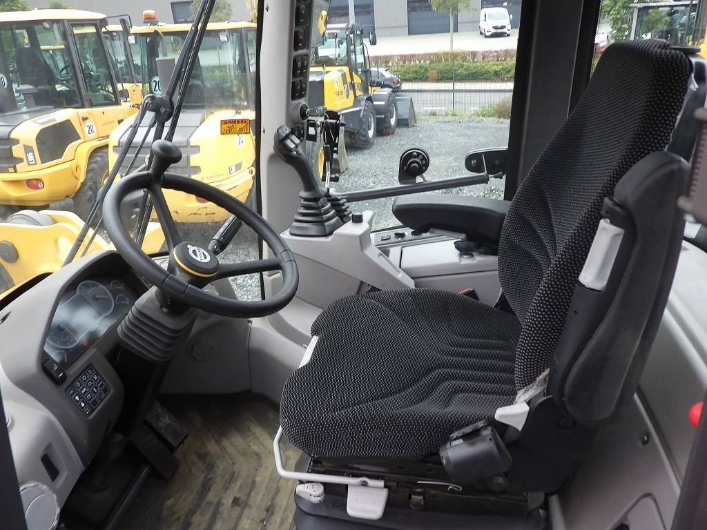 Volvo L 45 H - Wheel loader: gambar 3 Volvo L 45 H - Wheel loader: gambar 3