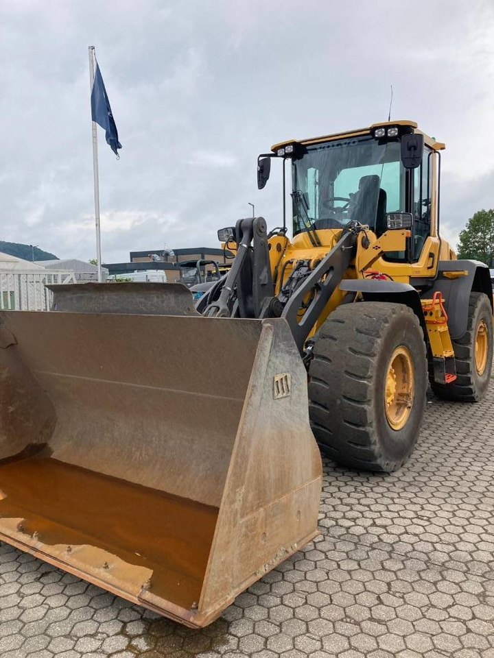 Volvo L 70 H  - Wheel loader: gambar 1 Volvo L 70 H  - Wheel loader: gambar 1