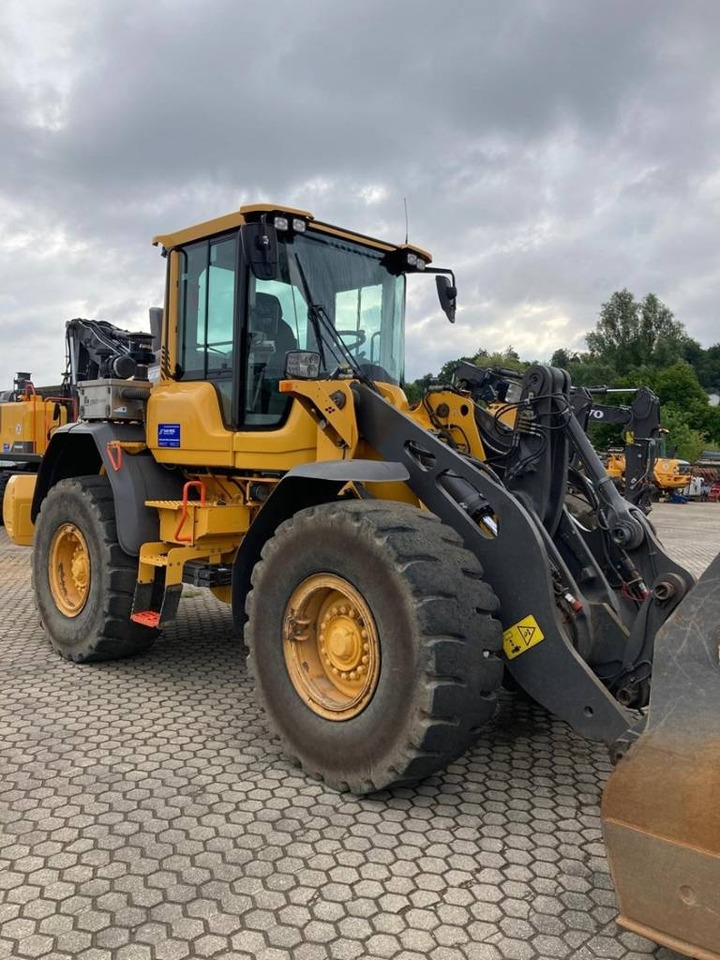 Volvo L 70 H  - Wheel loader: gambar 4 Volvo L 70 H  - Wheel loader: gambar 4