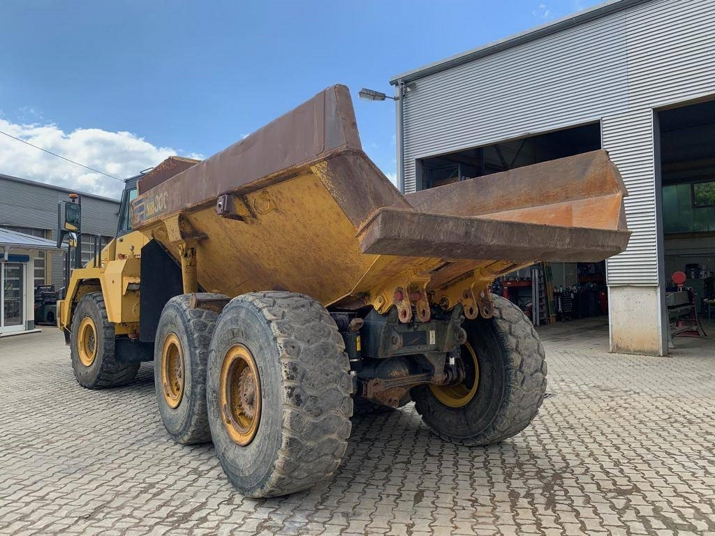 Komatsu HM 300-2 - Tempat sampah artikulasi: gambar 3 Komatsu HM 300-2 - Tempat sampah artikulasi: gambar 3