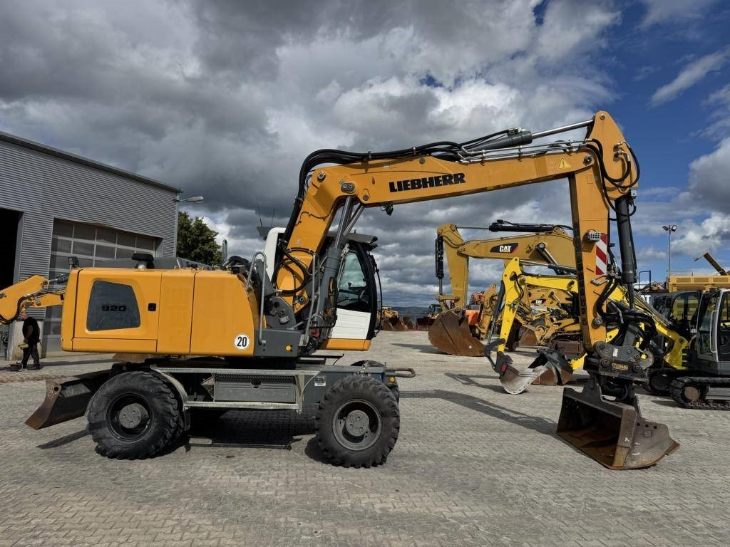 Liebherr A 920 Litronic - Ekskavator roda: gambar 5 Liebherr A 920 Litronic - Ekskavator roda: gambar 5