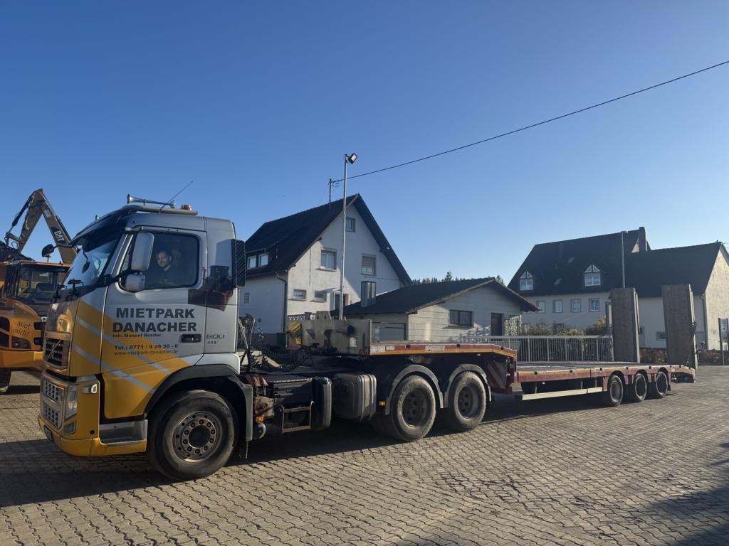 VOLVO FH500EV with Faymonville F-S43-1A1Y - Tractor head: gambar 1 VOLVO FH500EV with Faymonville F-S43-1A1Y - Tractor head: gambar 1
