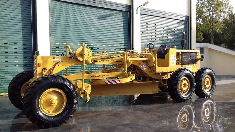 CAT 12 F - Grader: gambar 1 CAT 12 F - Grader: gambar 1