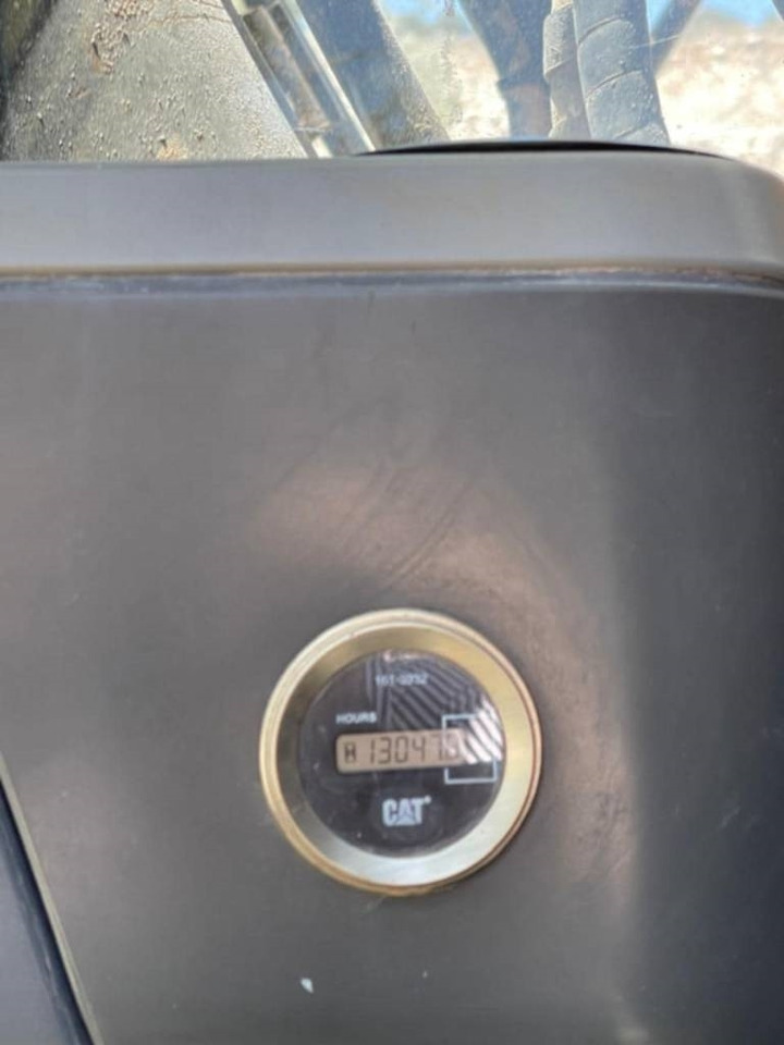 CAT 330 D LN - Ekskavator perayap: gambar 5 CAT 330 D LN - Ekskavator perayap: gambar 5