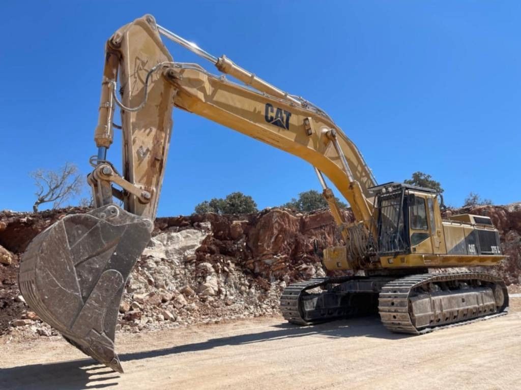 Ekskavator perayap CAT 375 L: gambar 28