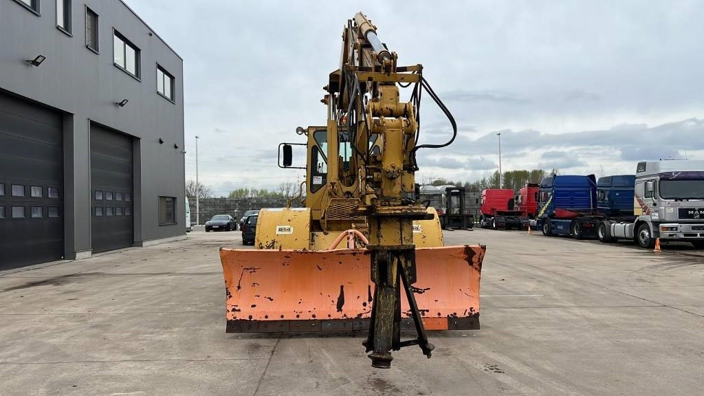 CAT 814 - Bulldozer: gambar 4 CAT 814 - Bulldozer: gambar 4