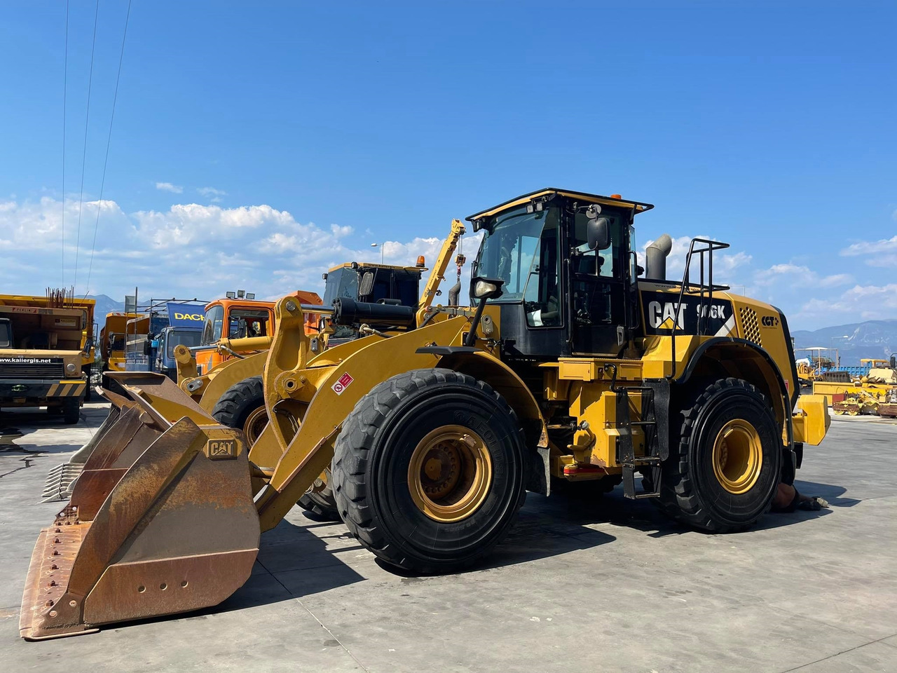 Wheel loader CAT 966K: gambar 6