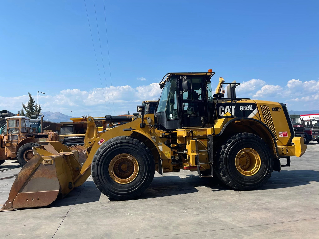 Wheel loader CAT 966K: gambar 8