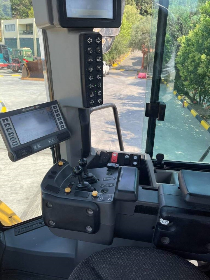 Wheel loader CAT 972M II: gambar 12