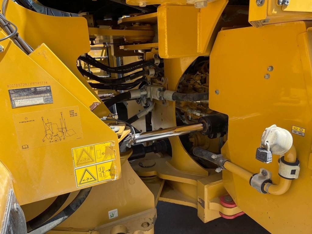 Wheel loader CAT 972M: gambar 19