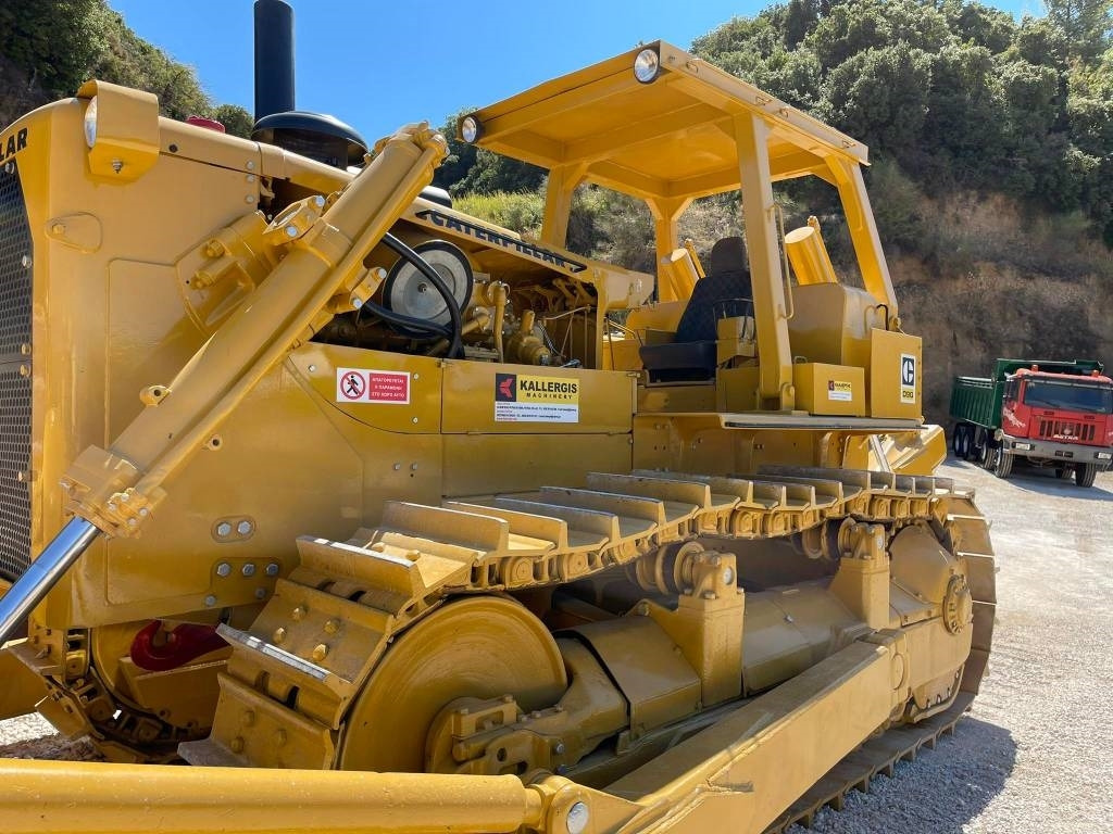 Bulldozer CAT D 9 G: gambar 10