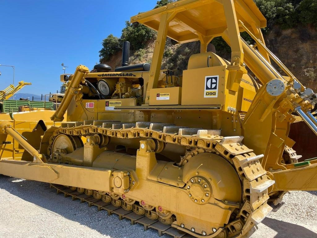 Bulldozer CAT D 9 G: gambar 7